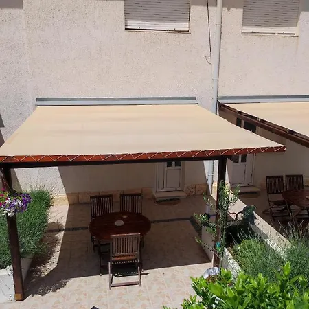 克瑞加客房旅馆 3*