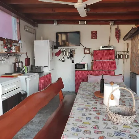 克瑞加客房旅馆 特罗吉尔