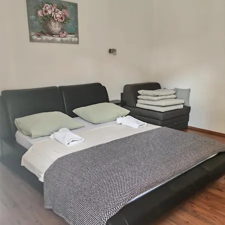 克瑞加客房旅馆 招待所 3*