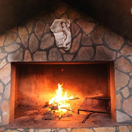 招待所 克瑞加客房旅馆 特罗吉尔