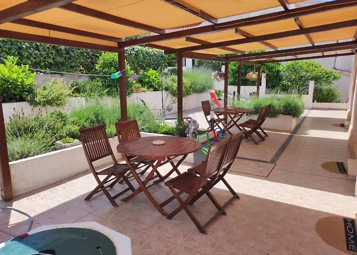 Carija Guest house