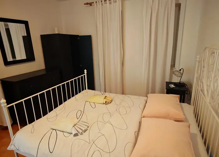 Guest house Carija