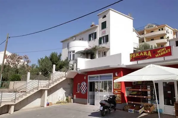 Carija Guest house